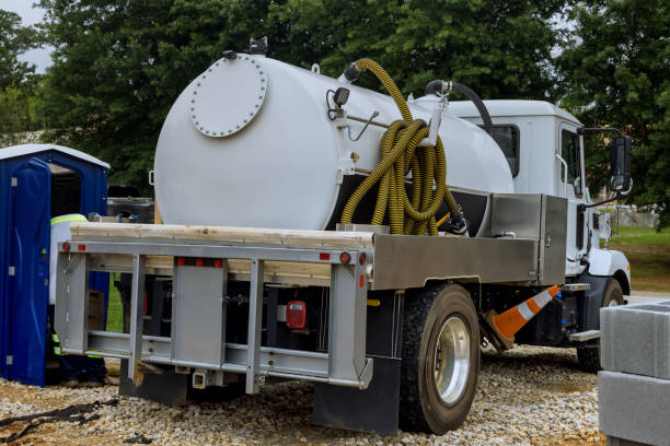 Portable Toilet Options We Offer in Beloit, KS